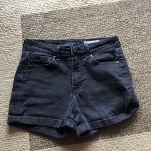 black jean shorts
